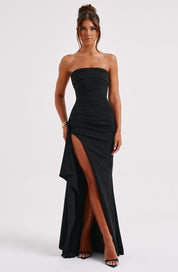 Maxi Jurk met Hoge Split en Off-Shoulder
